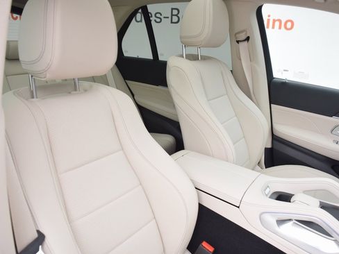 New 2026 Mercedes-Benz GLE 450 4MATIC image 16