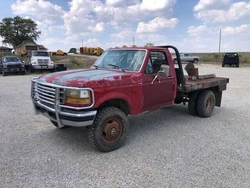 Used 1993 Ford F350 4x4 Regular Cab image 3