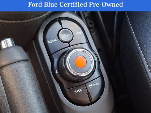 Used 2019 MINI Cooper S w/ Signature Upholstery Package image 29