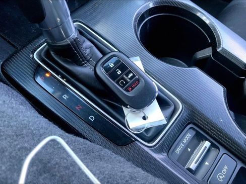Used 2024 Honda Civic Sport image 11