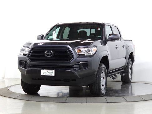 Used 2023 Toyota Tacoma SR AWD/4WD image 4
