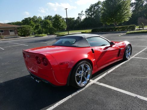 Used 2010 Chevrolet Corvette Grand Sport w/ Preferred Equipment Group RWD image 5