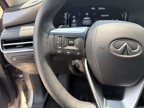 Used 2024 INFINITI QX60 Luxe AWD/4WD image 16
