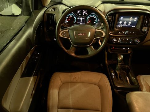 Used 2022 GMC Canyon Elevation Standard w/ Convenience Package image 17