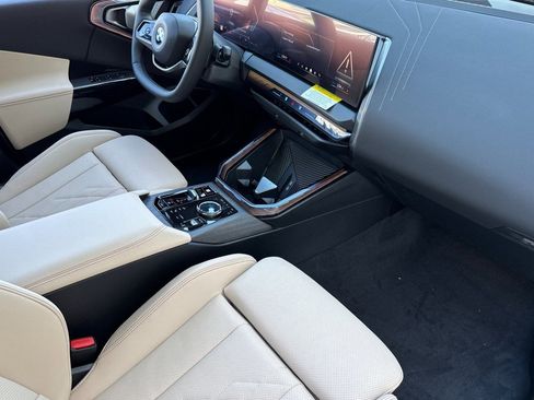 Used 2026 BMW X3 xDrive30 w/ Premium Package image 26