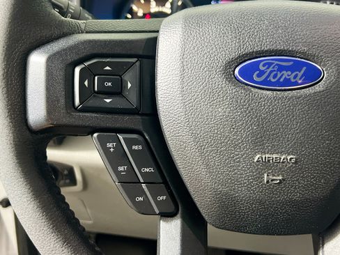 Used 2016 Ford F150 XLT w/ Equipment Group 302A Luxury RWD image 18