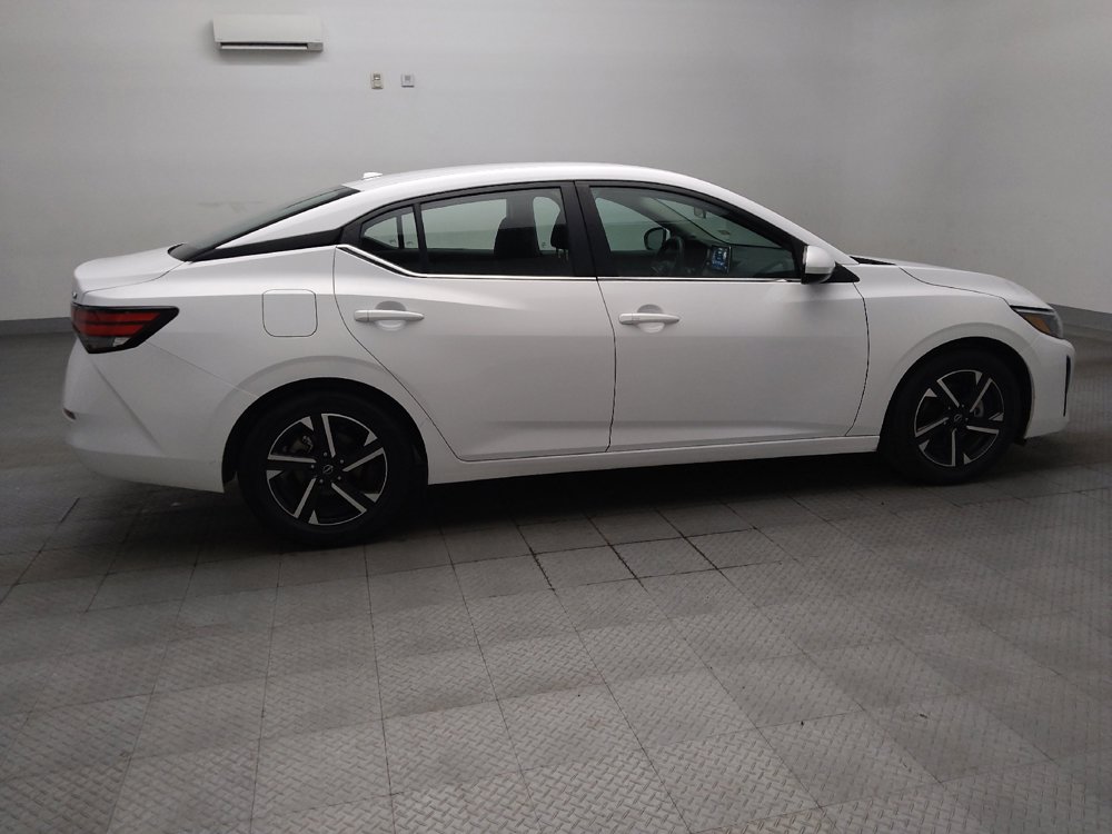 Used 2024 Nissan Sentra SV FWD image 10