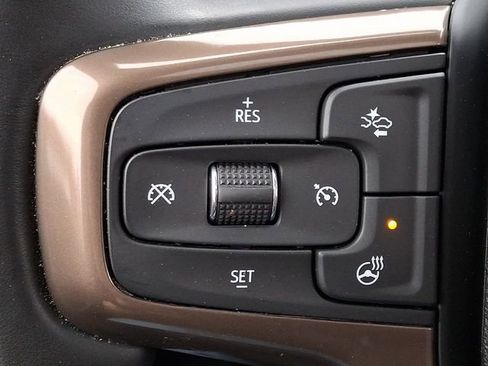 Certified 2024 Chevrolet Suburban High Country image 23