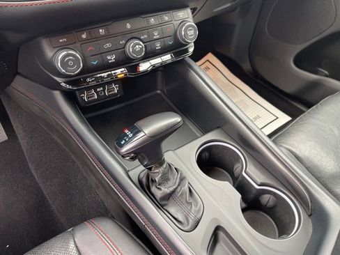 Used 2023 Dodge Durango GT image 27