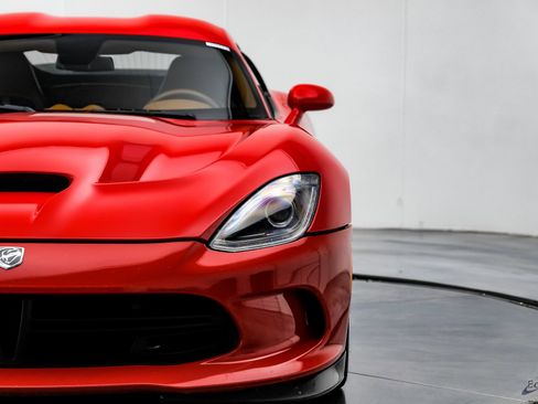 Used 2014 SRT Viper GTS w/ GTS Laguna Interior Package image 26