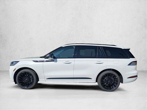 New 2026 Lincoln Aviator Reserve w/ Luxury Package image 5