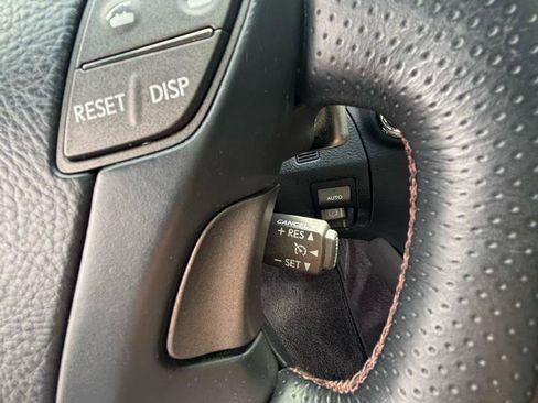 Used 2010 Lexus LS 460 RWD image 16