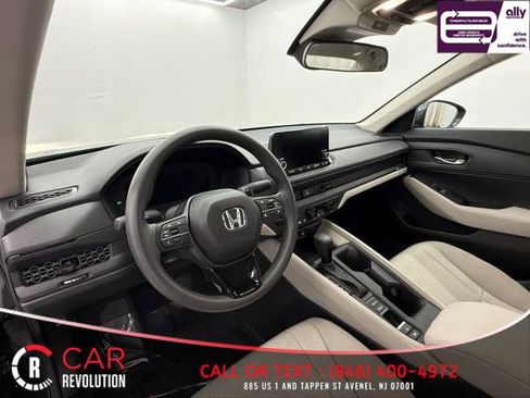 Used 2025 Honda Accord LX image 15