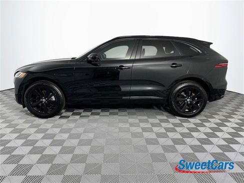 Used 2025 Jaguar F-PACE R-Dynamic S image 4