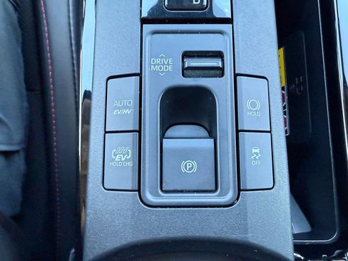 Used 2024 Toyota Prius Prime XSE Premium image 23