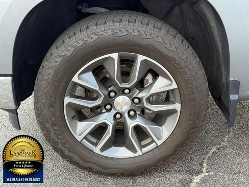 Used 2023 Chevrolet Silverado 1500 LT image 7