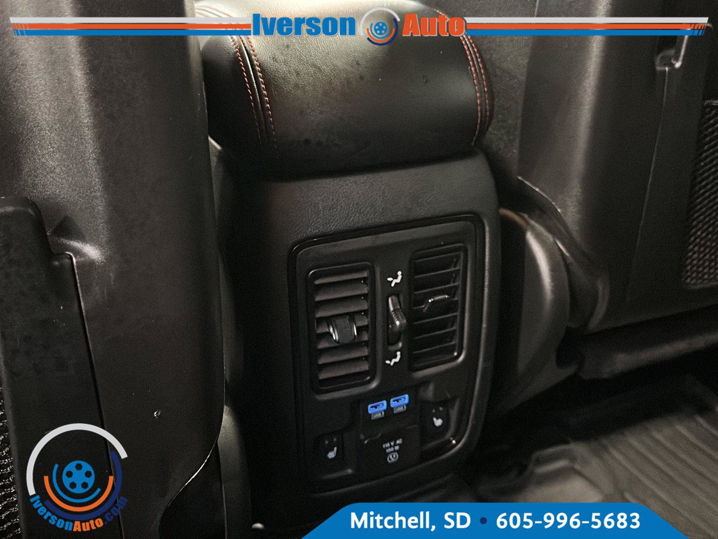 Used 2024 Dodge Durango GT AWD/4WD image 28