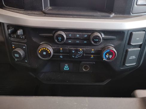 Used 2023 Ford F250 XLT AWD/4WD image 33