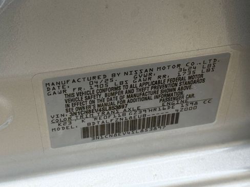 Used 2025 Nissan Versa SV FWD image 29