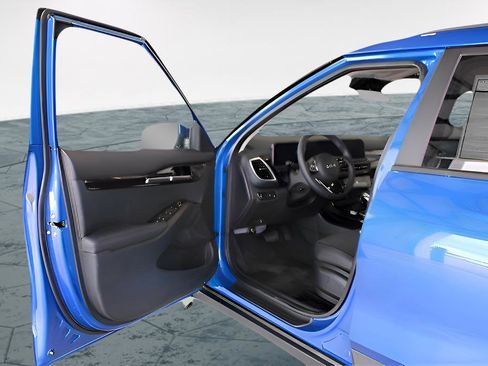 New 2026 Kia Seltos S AWD/4WD image 28