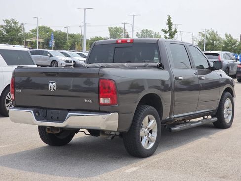 Used 2017 RAM 1500 Classic SLT AWD/4WD image 7