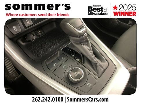 Used 2024 Toyota RAV4 SE w/ Convenience Package AWD/4WD image 21