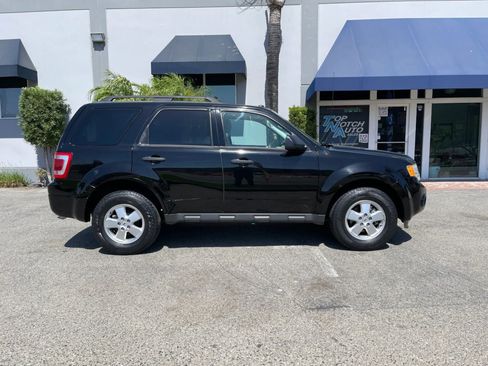 Used 2012 Ford Escape XLT FWD image 4