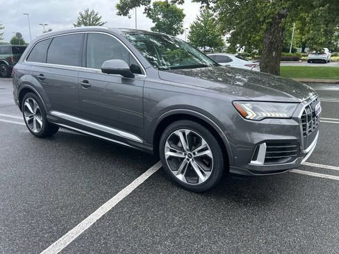 Certified 2023 Audi Q7 3.0T Prestige w/ Prestige Package AWD/4WD image 3