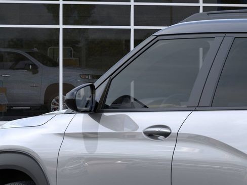 New 2026 Chevrolet TrailBlazer RS w/ Driver Confidence Package FWD image 12