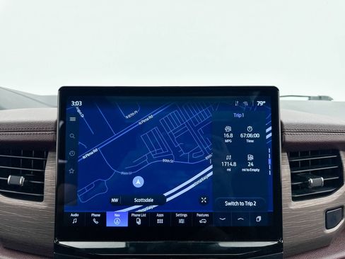 Used 2024 Ford Expedition Limited image 26