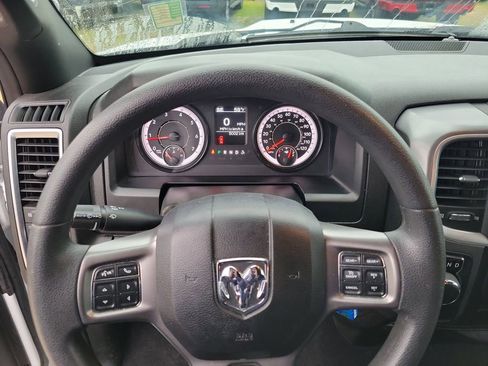 Used 2024 RAM 1500 Classic Warlock RWD image 17