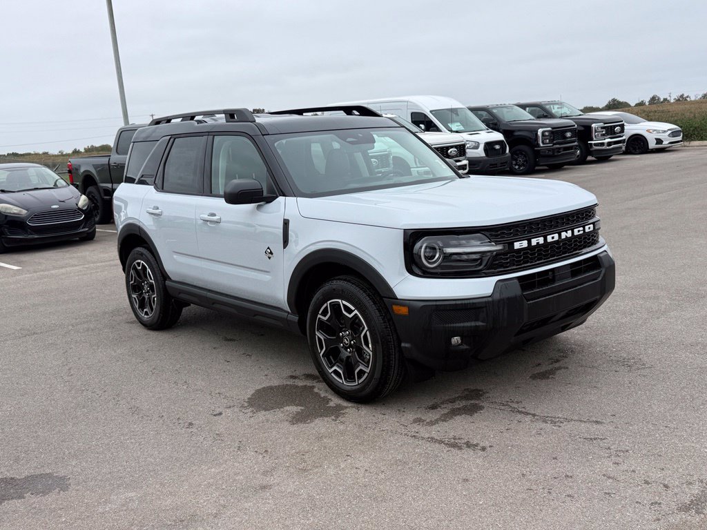 New 2026 Ford Bronco Sport Outer Banks AWD/4WD image 2