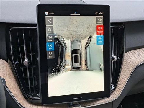 New 2026 Volvo XC60 T8 Plus w/ Protection Package Premier image 15