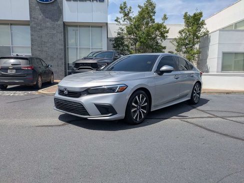 Used 2022 Honda Civic EX image 9