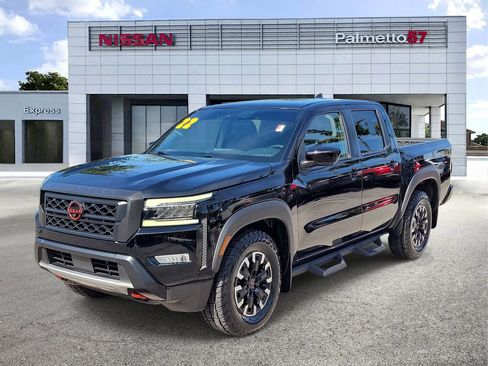Certified 2022 Nissan Frontier Pro-X RWD image 3