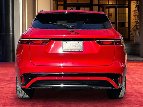 Used 2024 Jaguar F-PACE R-Dynamic S image 3