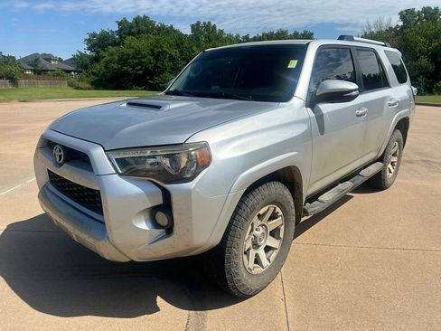 Used 2015 Toyota 4Runner Trail Premium AWD/4WD image 1