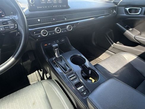 Used 2022 Honda Civic Touring image 25