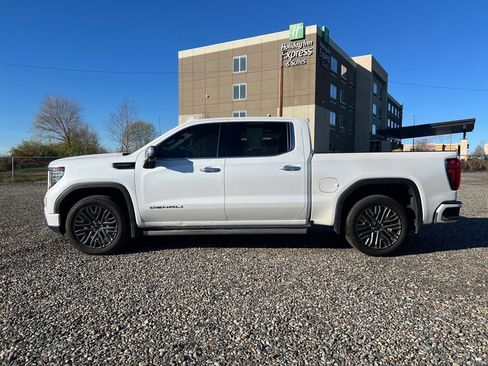 Used 2022 GMC Sierra 1500 Denali Ultimate image 2