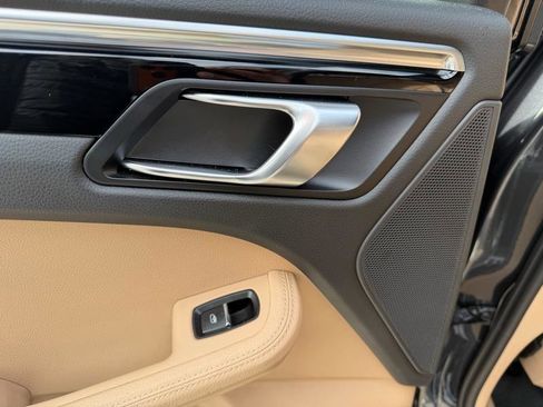 Used 2021 Porsche Macan S image 59