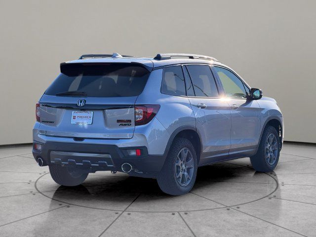 Used 2025 Honda Passport TrailSport image 6
