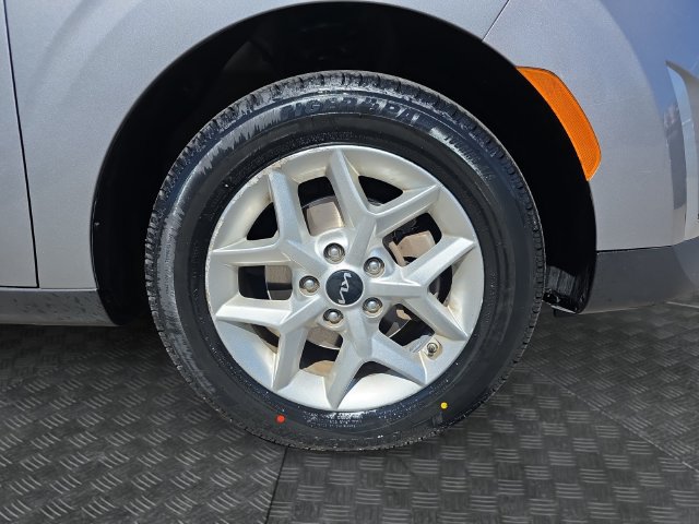 Used 2024 Kia Soul LX w/ Option Group 015 FWD image 36