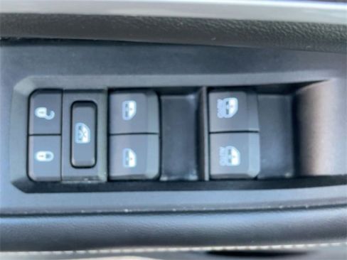 Used 2023 Jeep Grand Cherokee L Limited image 14