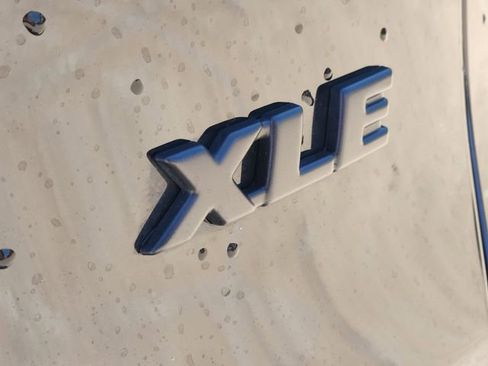 Used 2025 Toyota RAV4 XLE Premium image 7