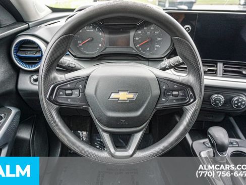 Used 2024 Chevrolet Trax LS FWD image 28