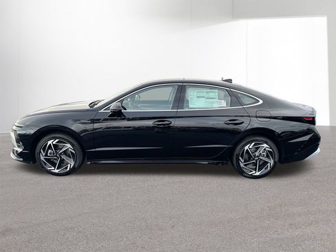 Used 2026 Hyundai Sonata SEL FWD image 6