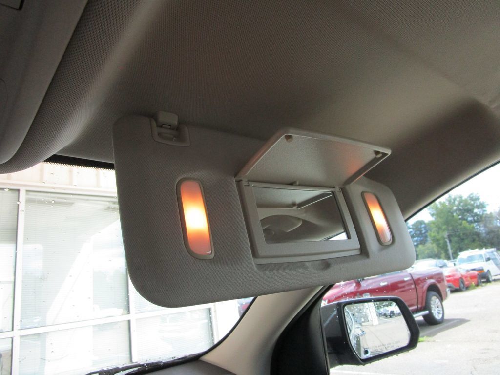 Used 2023 GMC Acadia Denali w/ Denali Ultimate Package FWD image 46