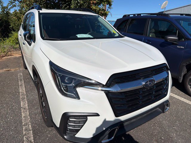 Certified 2023 Subaru Ascent Touring AWD/4WD image 3