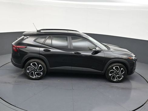 Used 2024 Chevrolet Trax RS w/ Sunroof Package image 18