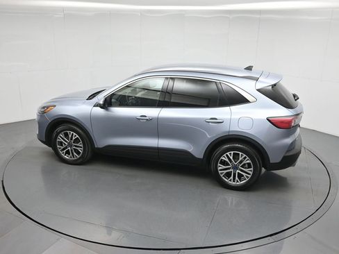 Certified 2022 Ford Escape SEL w/ Class II Trailer Tow Package image 44